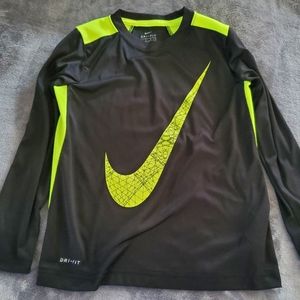 Boy's Nike Dri Fit top